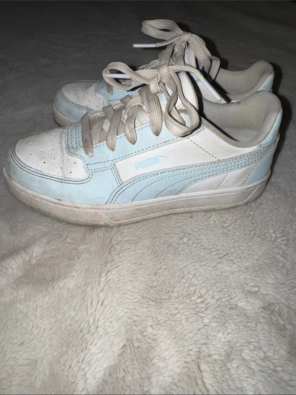 Puma Kids Low Top Sneakers in Light Blue and White